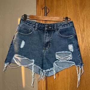 PrettyLittleThing Distressed Jean Shorts